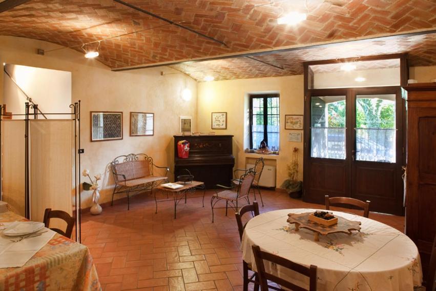 B&B Casale Onida 볼타 만토바나 외부 사진